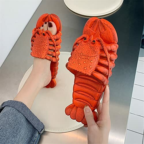 TOTENJS Lobster Slippers